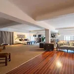 Centre Cannes Galia 210 M2