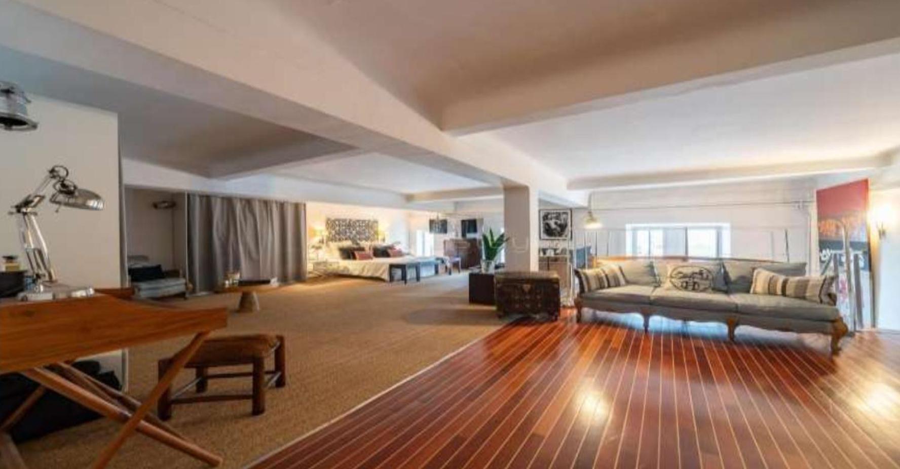 Centre Galia 210 M2 * Cannes
